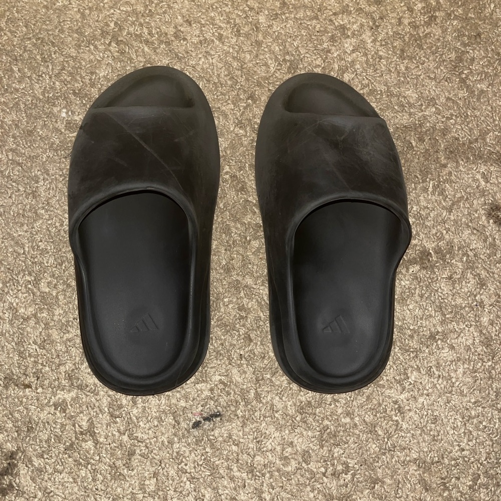 Adidas Men's Dark Gray Slides